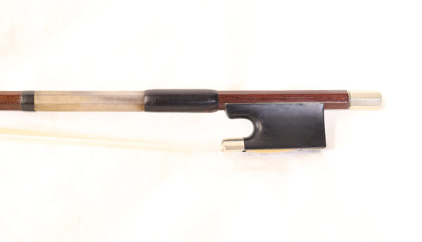 R-5240 Unbranded Violin bow