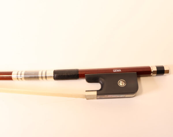 GEWA Carbon Fiber, Pernambuco Veneer French Bass Bow B-5601
