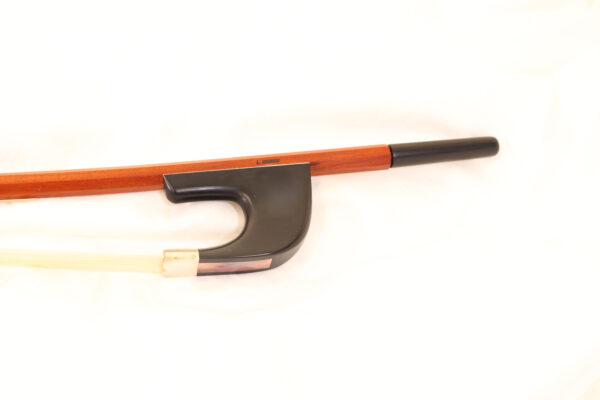 Les Korus German Bass Bow, octagonal stick
